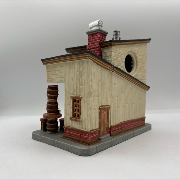 Lemax 2019 The Hop Stop Village Building Porcelain Lighted Building 95485 - Picture 4 of 13
